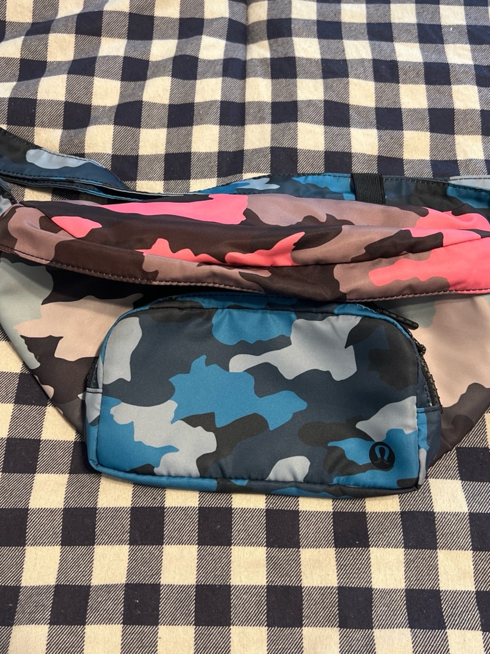 lululemon athletica Blue, Pink & Black Camo Crossbody / Waist Pack